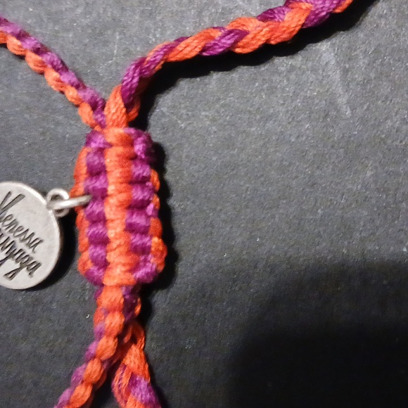 Vanessa Arizaga pull bracelet - Picture 6 of 8